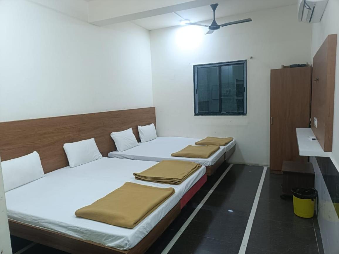 Hotel Mahalaxmi Dwarka  Exterior photo