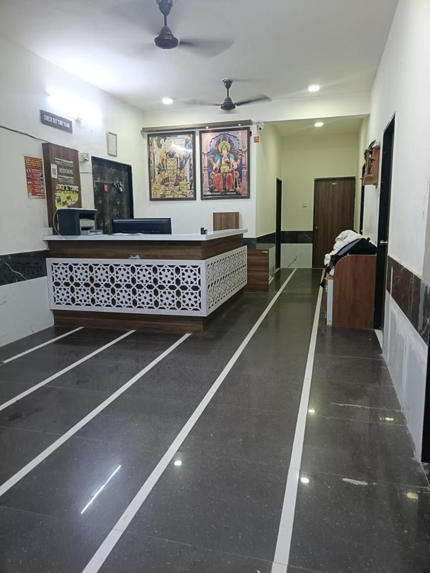 Hotel Mahalaxmi Dwarka  Exterior photo